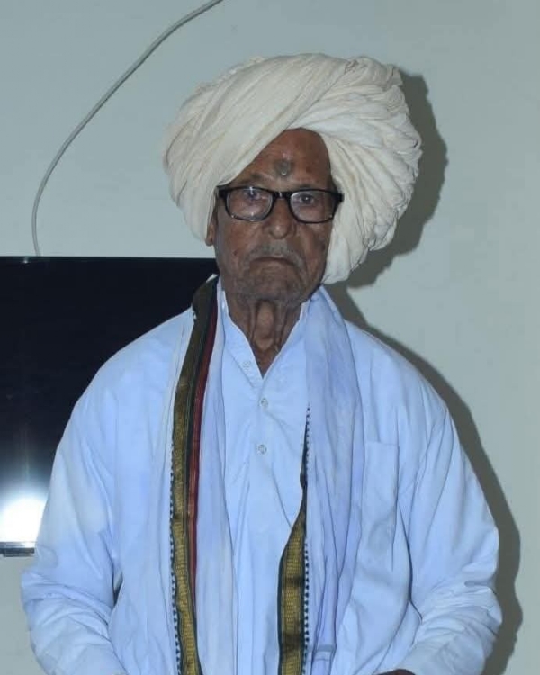 चित्तेपिंपळगाव येथे चित्तेपिंपळगाव येथे