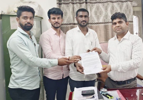 जिल्ह्यातील संत्रा उत्पादक शेतकऱ्यांना फळ पीक विम्याची मदत तात्काळ वाटप करा !