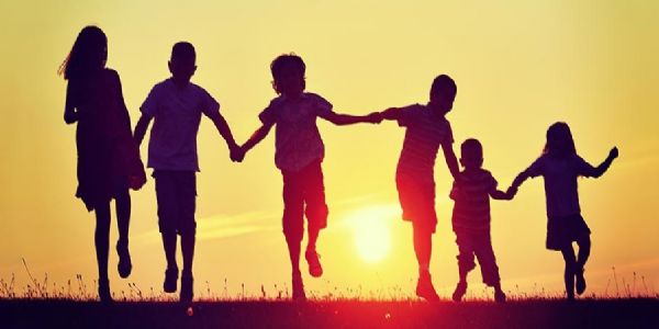 बालक म्हणजेच भविष्यातील समाजाचे शिल्पकार