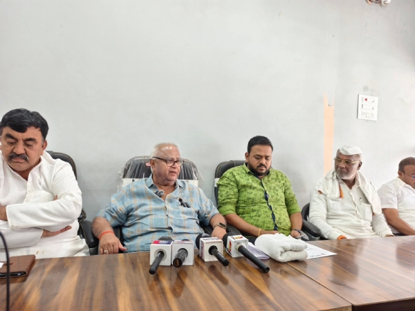 विकासाचा अजेंडा ठेऊनच धारूर नगरपरिषद निवडणुकीला सामोरे जाणार!