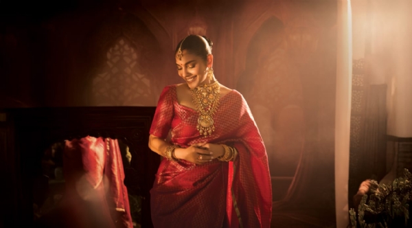 पीएनजी ज्वेलर्स नव्या पिढीच्या वधू प्रथा संग्रह सादर पीएनजी ज्वेलर्स नव्या पिढीच्या वधू प्रथा संग्रह सादर