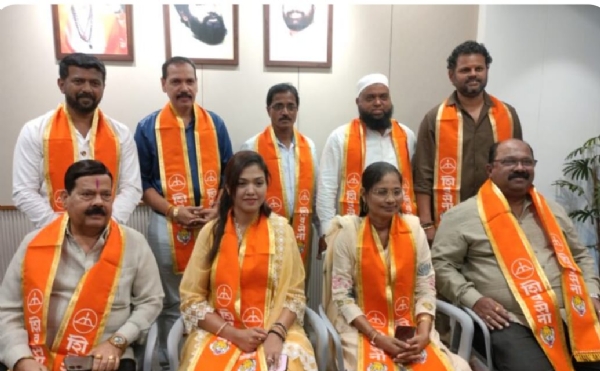 शिवसेना पत्रकार परिषद शिवसेना पत्रकार परिषद