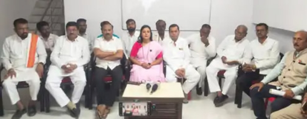 दर्यापूर नगर पालिकेसाठी भाजप-राष्ट्रवादीची युती दर्यापूर नगर पालिकेसाठी भाजप-राष्ट्रवादीची युती