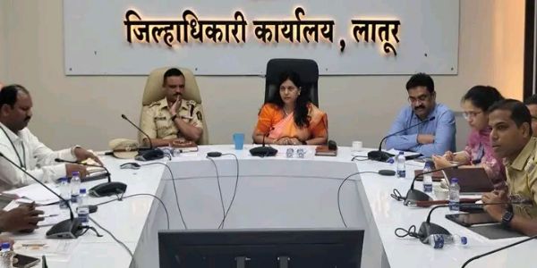 अधिका-यांनी कर्तव्ये आणि जबाबदा-या काळजीपूर्वक पार पाडाव्यात- लातूर जिल्हाधिकारी