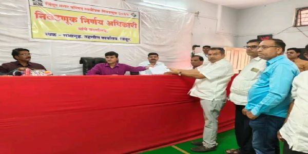 जिंतूरात भाजपकडून प्रताप देशमुख यांनी नगराध्यक्षपदासाठी उमेदवारी दाखल