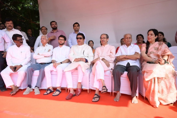 Thackeray brothers together Thackeray brothers together