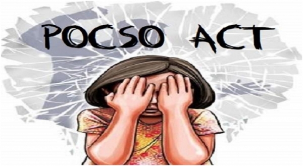 तीन वर्षीय बालिकेची अतिप्रसंग करून हत्या , नागरिक संतप्त, फाशीची केली मागणी तीन वर्षीय बालिकेची अतिप्रसंग करून हत्या , नागरिक संतप्त, फाशीची केली मागणी