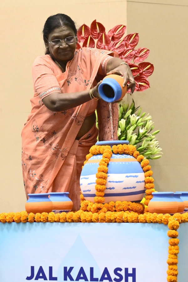 President Draupadi Murmu President Draupadi Murmu