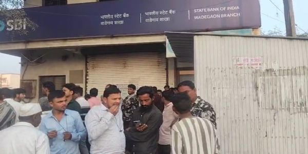 वाडेगावात दिवसाढवळ्या दोन लाख 80 हजारांची चोरी; महिन्यातील दुसरी घटना