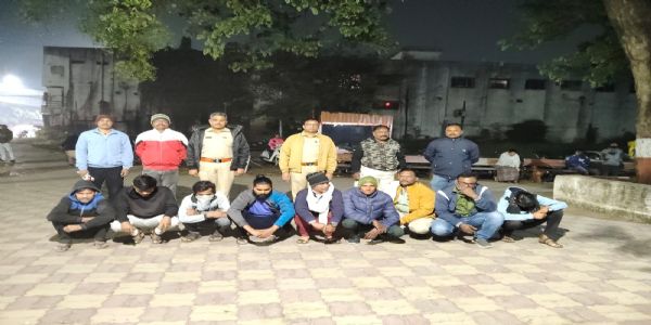 निवडणूक काळात पोलिसांची आकस्मीक नाकाबंदी, 93 जणांविरुद्ध कारवाई!