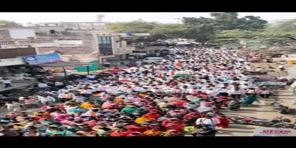 परभणी राष्ट्रवादीकडून चंद्रकांत राठोड यांचे शक्तीप्रदर्शन