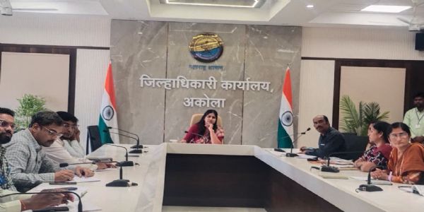 अकोला : विद्यार्थ्यांच्या गुणवत्ता वाढीसाठी सर्वंकष प्रयत्न करा- जिल्हाधिकारी