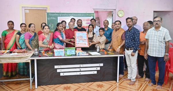 कऱ्हाडे ब्राह्मण संघातर्फे राणी लक्ष्मीबाईंची जयंती चांदोर येथे साजरी कऱ्हाडे ब्राह्मण संघातर्फे राणी लक्ष्मीबाईंची जयंती चांदोर येथे साजरी