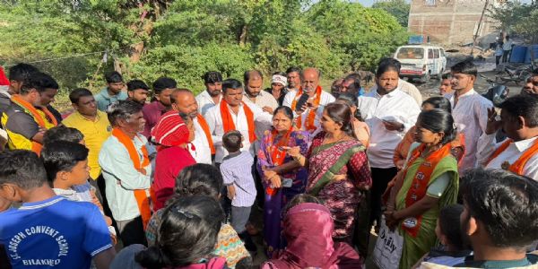 कन्नड शिवसेना नगराध्यक्ष पदाच्या उमेदवारासाठी आमदार जाधव रणांगणात