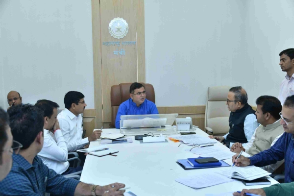 हमीभाव खरेदी प्रक्रियेत बारदाना कमी पडणार नाही याची दक्षता घ्यावी - पणन मंत्री हमीभाव खरेदी प्रक्रियेत बारदाना कमी पडणार नाही याची दक्षता घ्यावी - पणन मंत्री