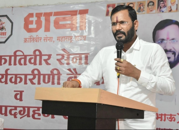 शेतकरी प्रश्नांवर मंगळवारी मुंबईत कृषिमंत्री दत्ता  भरणे यांच्या घराला घेराव शेतकरी प्रश्नांवर मंगळवारी मुंबईत कृषिमंत्री दत्ता  भरणे यांच्या घराला घेराव