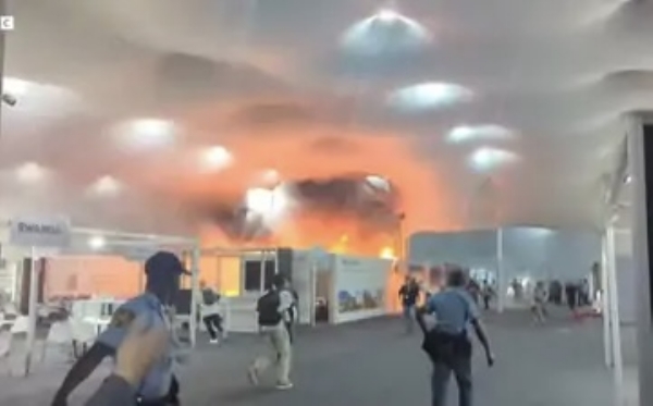 ब्राझीलमध्ये संयुक्त राष्ट्रांच्या हवामान परिषदेत आग