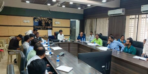 विविध योजनांचे देण्यात आलेले उद्दिष्ट बँकांनी वेळेत पूर्ण करावे - हिंगोली जिल्हाधिकारी