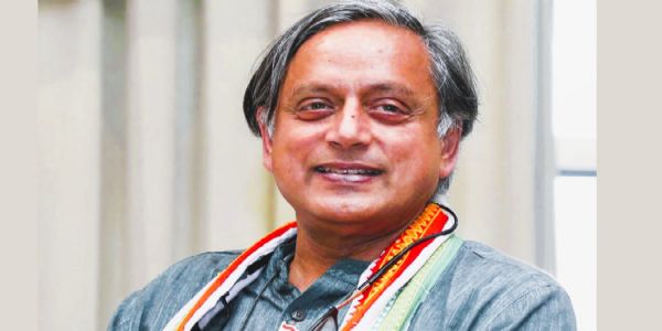 शशि थरूरांच्या पोस्टवरून भाजपचा काँग्रेसला टोला