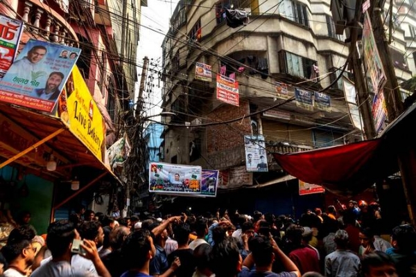 बांगलादेशात गेल्या ३२ तासांत तीन वेळा भूकंपाचे धक्के ; मृतांची संख्या १० वर