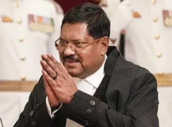 सरन्यायाधीश बीआर गवई सरन्यायाधीश बीआर गवई