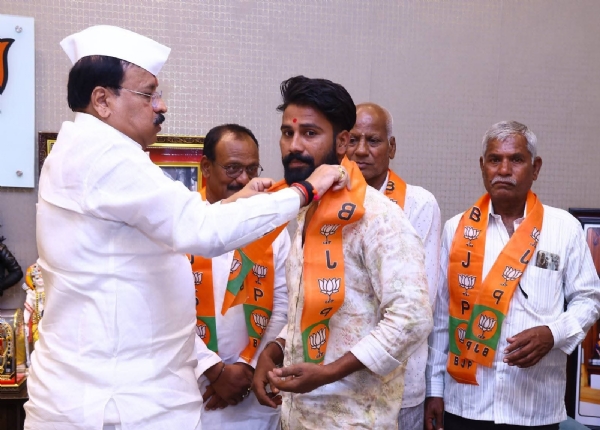 आ.रमेशआप्पा कराड यांच्या माध्यमातून आ.रमेशआप्पा कराड यांच्या माध्यमातून