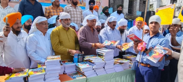 हिंद की चादर’ श्री गुरु तेगबहादुर साहिब यांच्या ३५० व्या बलिदान दिवसानिमित्त नांदेड शहरात आयोजित सद्भावना रॅली