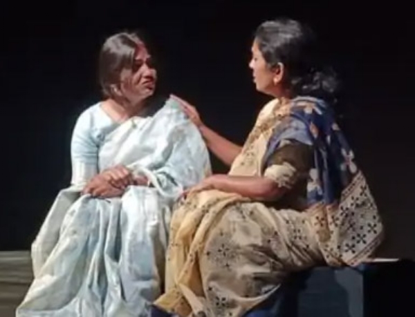 अमरावतीमध्ये राज्य नाट्य स्पर्धेच्या प्राथमिक फेरीत लक्षवेधी नाटके सादर टाकरखेडा संभूच्या संस्थेची महिलांची भूमिका असलेली सखी ग सखी नाट्यकृती लक्षवेधी अमरावतीमध्ये राज्य नाट्य स्पर्धेच्या प्राथमिक फेरीत लक्षवेधी नाटके सादर टाकरखेडा संभूच्या संस्थेची महिलांची भूमिका असलेली सखी ग सखी नाट्यकृती लक्षवेधी