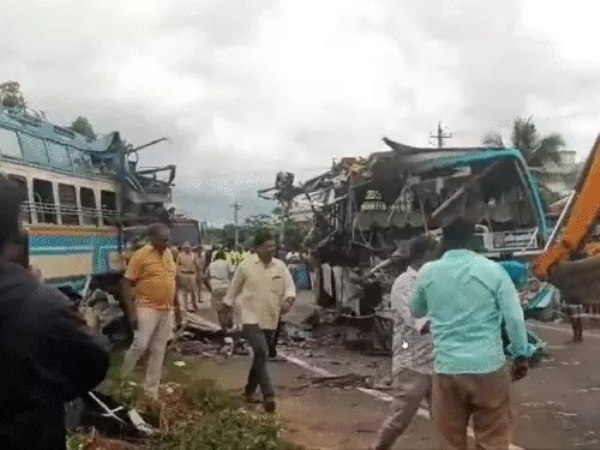 2 bus collision in Tamil Nadu