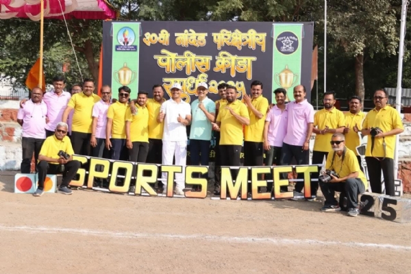 दोन्ही संघांनी दमदार कामगिरी करत सामना रंगतदार केला. दोन्ही संघांनी दमदार कामगिरी करत सामना रंगतदार केला.