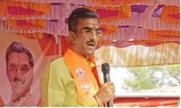 पर्यटन मंत्र्यांची माथेरानला भेट; विकास आराखड्यांना मिळणार ‘टर्बो’ गती