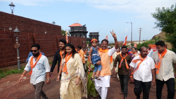 रत्नागिरीत शिवसेना उद्धव बाळासाहेब ठाकरे पक्षाची शहर परिवर्तन पदयात्रा रत्नागिरीत शिवसेना उद्धव बाळासाहेब ठाकरे पक्षाची शहर परिवर्तन पदयात्रा