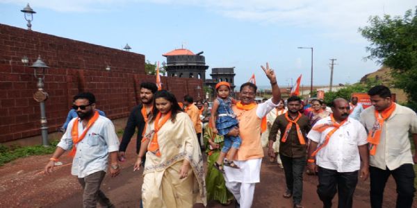 रत्नागिरीत शिवसेना (उबाठा) शहर परिवर्तन पदयात्रा सुरू