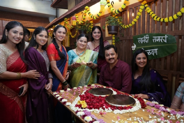झी मराठीच्या नायिकांकडून माजघरात साजरा झाला पारंपरिक केळवण सोहळा! झी मराठीच्या नायिकांकडून माजघरात साजरा झाला पारंपरिक केळवण सोहळा!