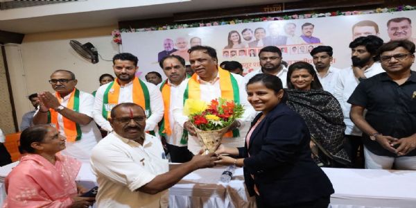 ‘गिनीज बुक ऑफ वर्ल्ड रेकॉर्ड’ मध्ये नोंद झालेल्या सृष्टीचा शेलार यांच्याकडून सत्कार