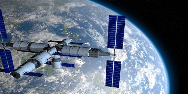 चीनच्या ३ अंतराळवीरांची परतीची प्रक्रिया तात्पुरती स्थगित