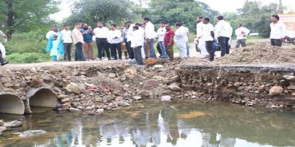 केंद्रीय पथकाचा बीड जिल्हा दौरा : अतिवृष्टीमुळे झालेल्या नुकसानीची पाहणी
