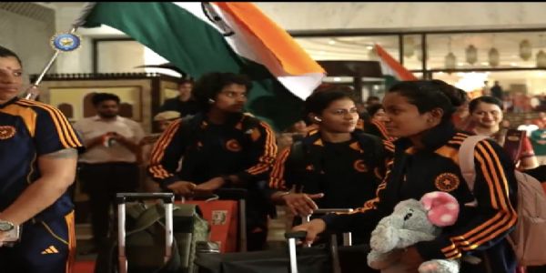 पंतप्रधान मोदींना भेटण्यासाठी महिला टीम इंडिया नवी दिल्लीत