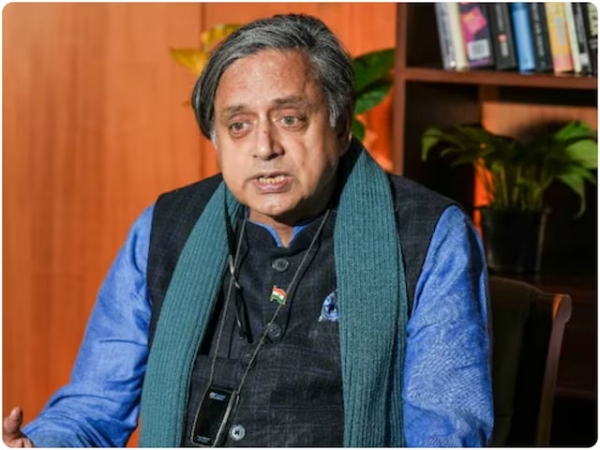 शशी थरूर