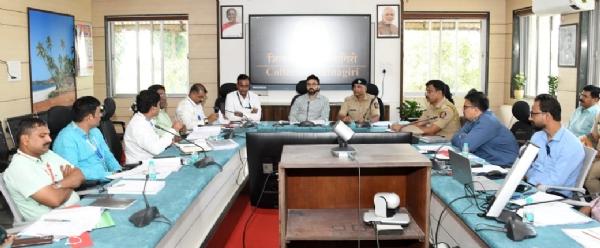 पालिका निवडणुकीबाबत जिल्हास्तरीय संनियत्रण समितीची बैठक