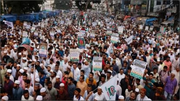 बांगलादेशमध्ये निवडणूक प्रचाराच्या सुरुवातीलाच हिंसाचार बांगलादेशमध्ये निवडणूक प्रचाराच्या सुरुवातीलाच हिंसाचार