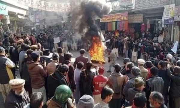 पीओकेमध्ये पाकिस्तान सरकारविरुद्ध जेन-जी रस्त्यावर पीओकेमध्ये पाकिस्तान सरकारविरुद्ध जेन-जी रस्त्यावर