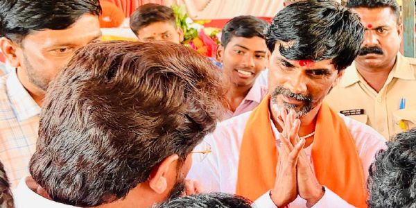 जरांगेंच्या हत्येसाठी अडीच कोटींची सुपारी, दोन संशयित ताब्यात