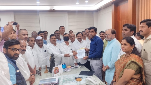 टीईटी बंधनकारक निर्णय रद्द करा” मागणीचे जिल्हाधिकाऱ्यांना निवेदन टीईटी बंधनकारक निर्णय रद्द करा” मागणीचे जिल्हाधिकाऱ्यांना निवेदन