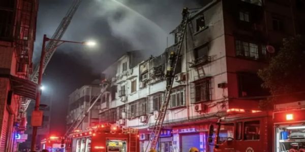 चीनमध्ये निवासी इमारतीला आग; १२ जणांचा मृत्यू