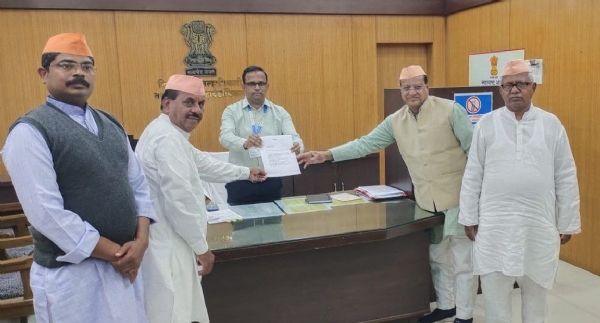 नाशिक येथील सिंहस्थ कुंभमेळा निमित्त होणारी वृक्षतोड ताबडतोब थांबवा गुरुदेव सेवा मंडळाचे भक्तांची आर्त हाक नाशिक येथील सिंहस्थ कुंभमेळा निमित्त होणारी वृक्षतोड ताबडतोब थांबवा गुरुदेव सेवा मंडळाचे भक्तांची आर्त हाक