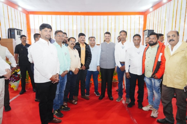 रत्नागिरी भाजप पदाधिकाऱ्यांची नागपूरमध्ये मुख्यमंत्र्यांशी चर्चा रत्नागिरी भाजप पदाधिकाऱ्यांची नागपूरमध्ये मुख्यमंत्र्यांशी चर्चा