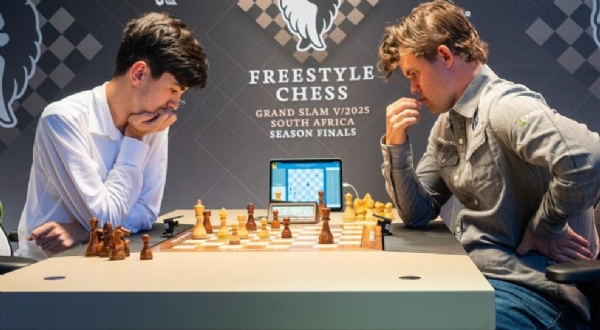 कार्लसन आणि अॅरोनियन कार्लसन आणि अॅरोनियन