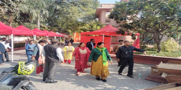 दिल्लीत उद्यापासून सुरू होणाऱ्या महाराष्ट्र खाद्य महोत्सवाची तयारी अंतिम टप्यात