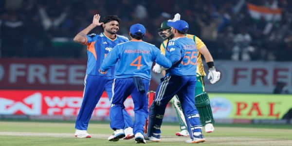 भारताची द. आफ्रिकेवर 7 विकेट्सने मात, टीम इंडियाची मालिकेत २-१ ने आघाडी